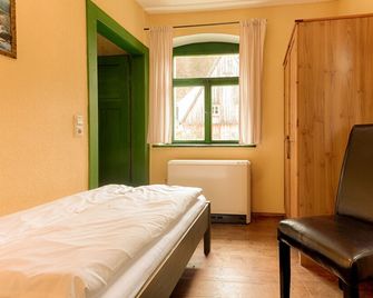 Pension Rauschenstein - Bad Schandau - Спальня