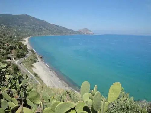 Case Saponara - Cefalù - Bãi biển