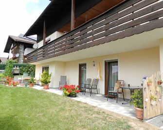 Gästehaus Schmalzreich - Lam - Terasa