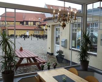 Danhostel Frederikshavn City - Frederikshavn - Balkón