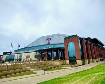 Executive Inn of Arlington, Near AT&T Stadium - ארלינגטון - בניין