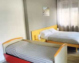 Simoni 10 - Verona - Bedroom