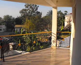 Superb 3 bedroom holiday home near the Majunga seaside - Mahajanga - Balcón