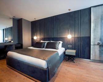 Seraphine Plaza - Peć - Bedroom