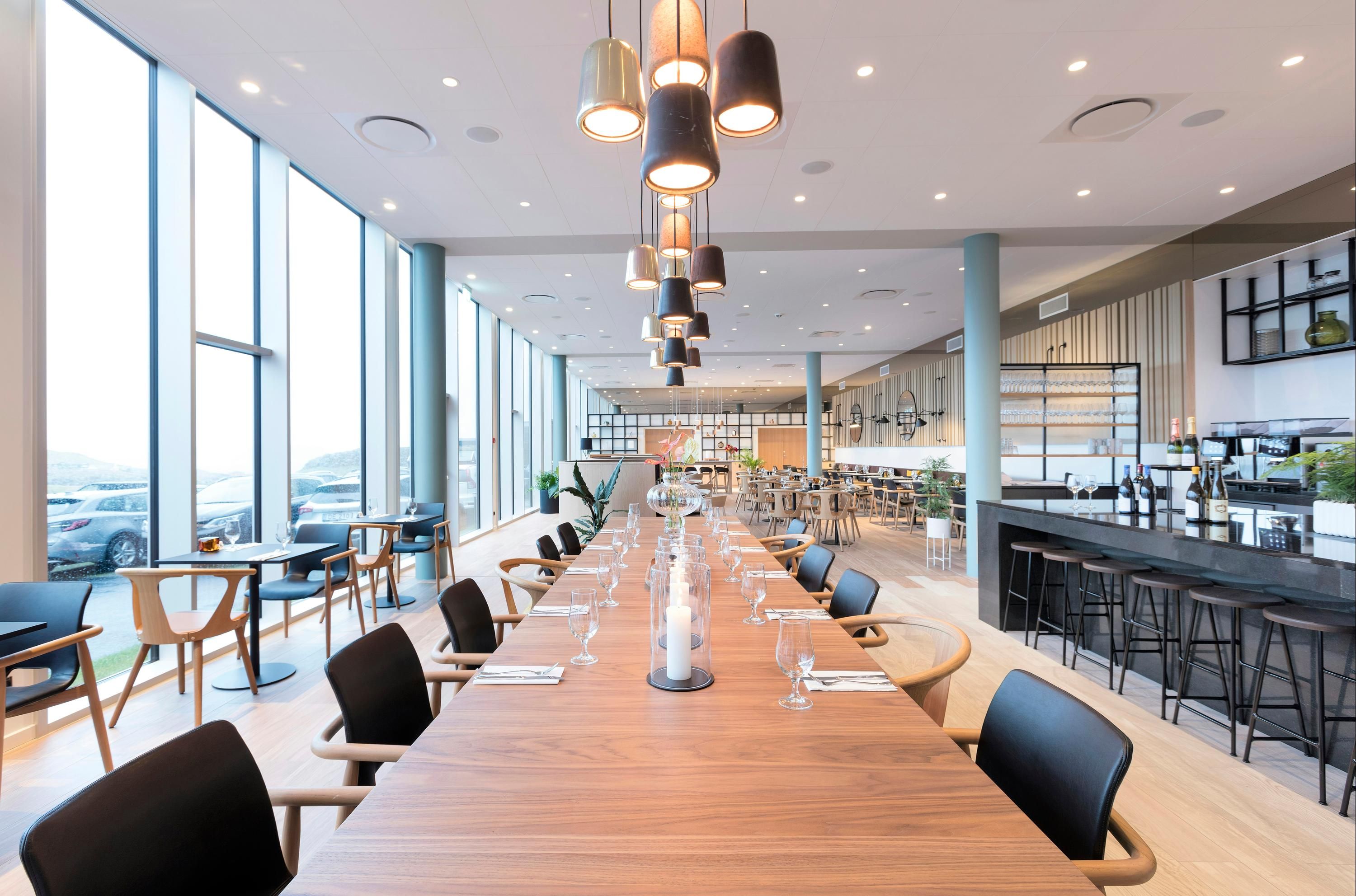 Hilton Garden Inn Faroe Islands - טורשאבן - מסעדה