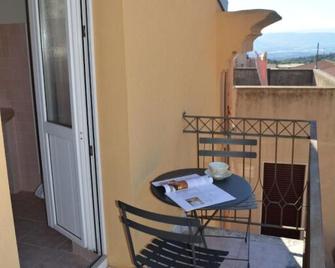 Palazzo Santa Caterina - Dorgali - Balcony