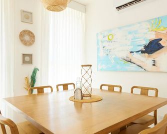 Acogedor apartamento de playa con vista al lago y - Playa Hermosa - Comedor