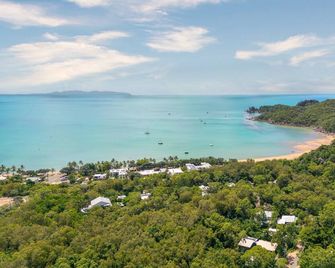 Selina Magnetic Island - Nelly Bay