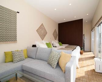 Okinawa Green Lodge - Okinawa - Bedroom