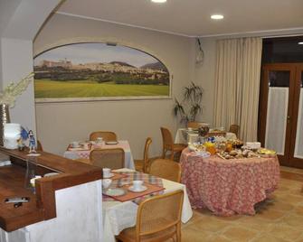B&B Iris - Santa Maria degli Angeli - Restaurant