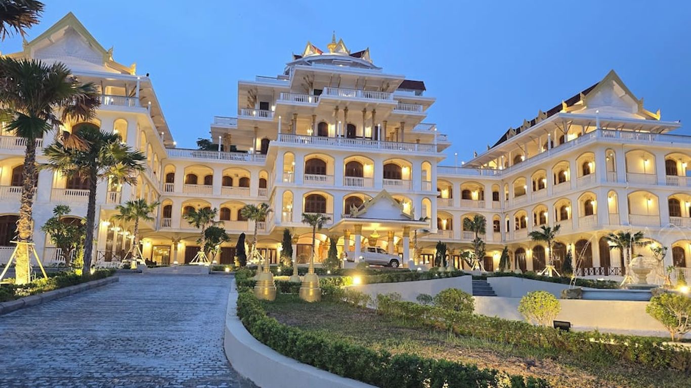 จัมปา พาเลซ โรงแรม