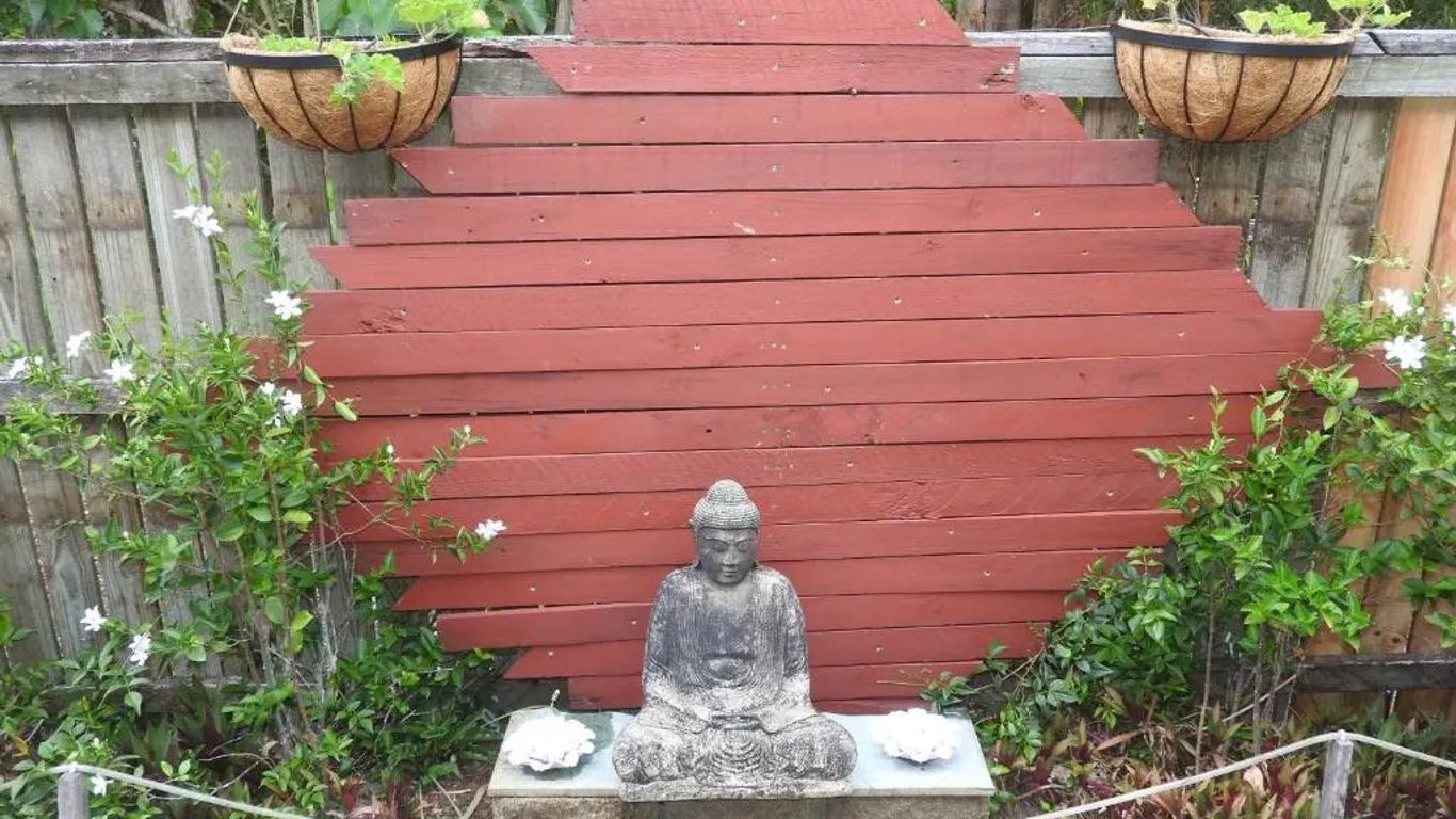 هوياز بليس نوزا