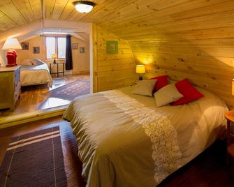 Auberge Cap au Leste - Sainte-Rose-du-Nord - Bedroom