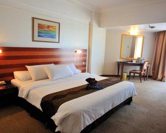 Primula Beach Hotel - Kuala Terengganu - Makuuhuone