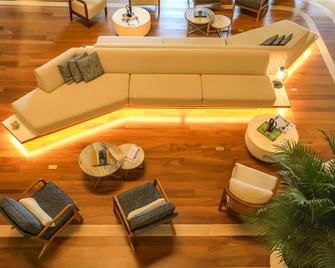 Delta Hotels by Marriott San Jose Aurola - San José - Living room