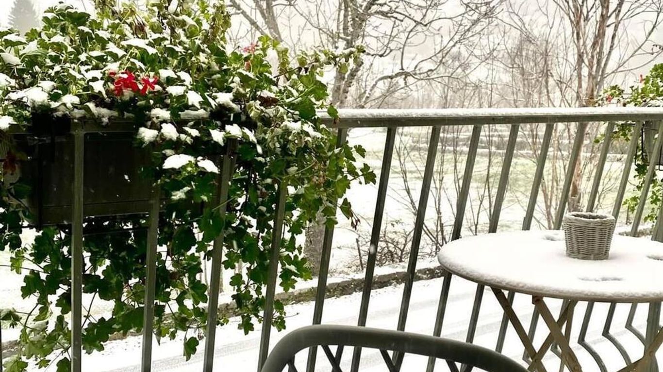 Hôtel Restaurant du Plomb du Cantal