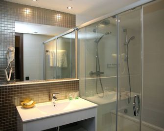 Petit Palau - Adults Only - Blanes - Μπάνιο