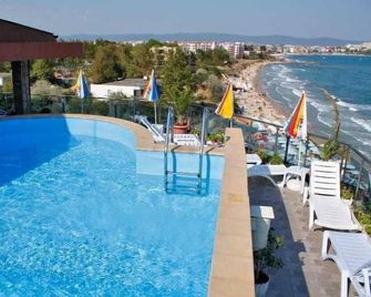 Bijou - Ravda - Pool