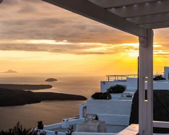 Nefeli Homes - Adults Only - Imerovigli - Balcón