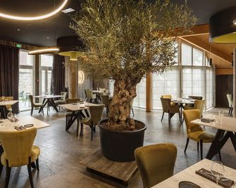 Logis Hotel Spa Parenthese - Vernantois - Restaurant
