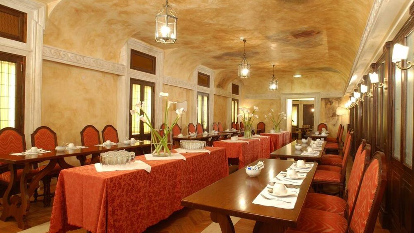 Palazzo Cardinal Cesi