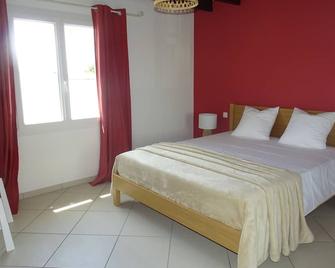 Gite un bren de bonheur - Bren - Habitación