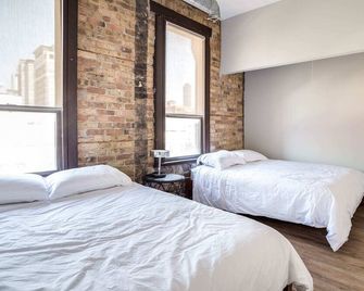3rd Floor Flat in River North - 3N - Chicago - Bedroom