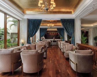 Hotel Himalaya - קטמאנדו - טרקלין