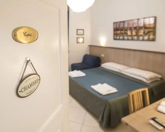 Vomero House - Naples - Bedroom