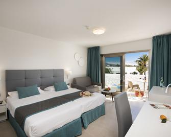 فندق لاس كوستاس - Puerto del Carmen - غرفة نوم