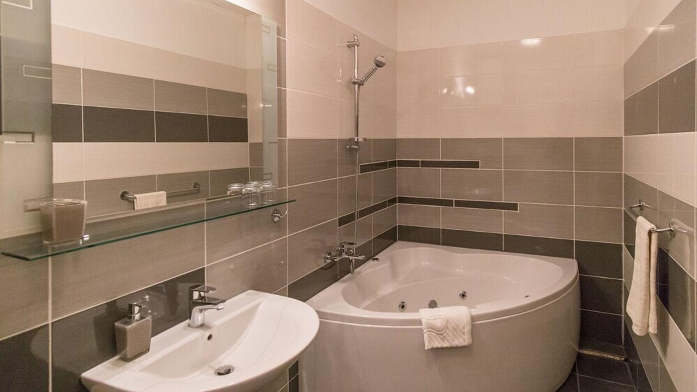 Jr Luxury Guesthouse