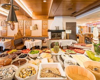 Hotel Vitaler Landauerhof - Rohrmoos - Buffet