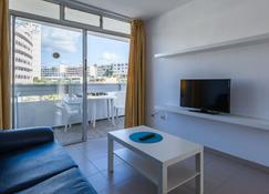 Tagoror Beach Apartments - Adults Only - Maspalomas - Living room