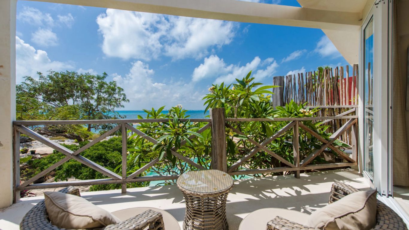 Casa Coco by Coco B Isla