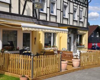 Hotel Garni-Tell - Siegen - Terasa