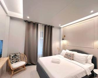 Achitel - Tarlac City - Habitación