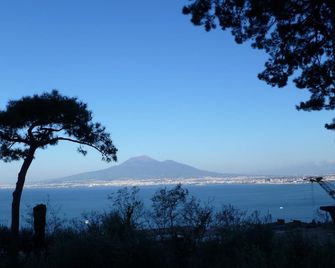 Ancelle Sorrento - Casa d'Accoglienza - Castellammare di Stabia - Außenansicht