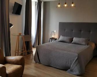 Au Faisan Doré - Neuville-sur-Ain - Habitación