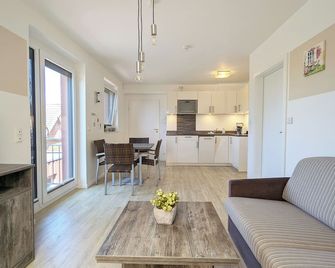 Comfortable, fully equipped apartments, near Geestacht - Geesthacht - Wohnzimmer