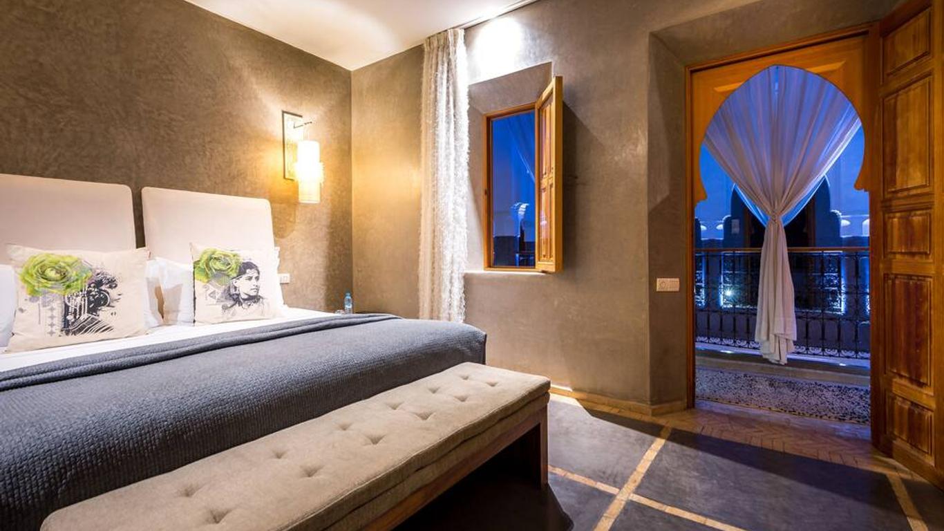 رياض الحومة