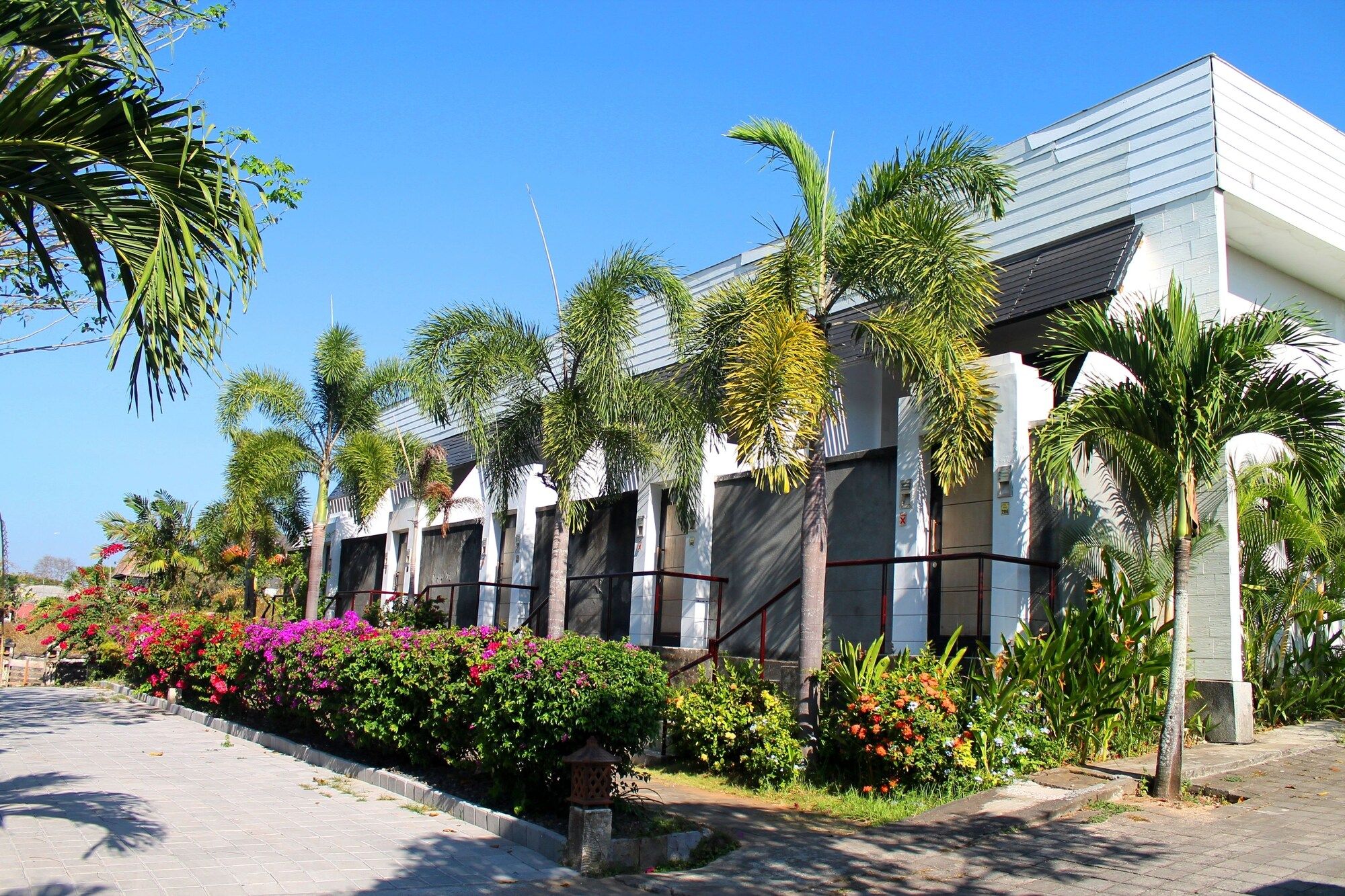 Noah Villa and Chapel - South Kuta - בניין