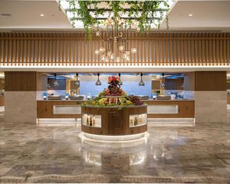 Miramare Beach Hotel - Side - Lobby