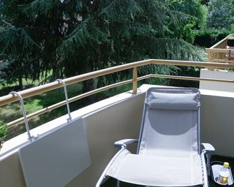 Chambre d'hôtes Les Cottages de Sainte Emilie,hôte privé - Annonay - Balkon