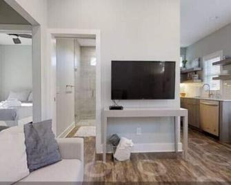 Tiny Living in Wilmore/South End - Charlotte - Sala de estar