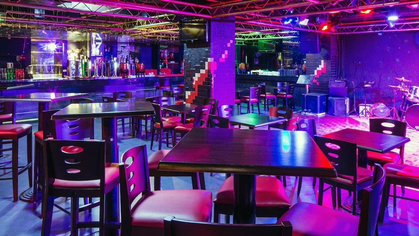 فندق نوفيل أبوظبي سيتي سنتر