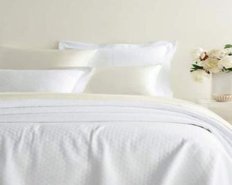 Studio In Pirae For Two Adults And Two Children - Pirae - Bedroom