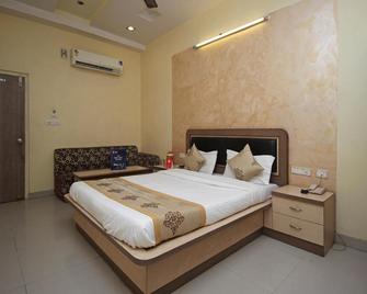 OYO 2722 Hotel Prince - Ajmer - Habitación