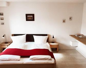 Brunnenhof Randersacker - das kleine Hotel - Randersacker - Schlafzimmer