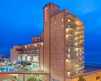 Grand Hotel Ocean City Oceanfront - אושן סיטי - בניין