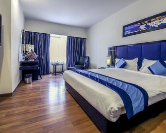 Ebony Boutique Hotel - Hyderabad - Bedroom